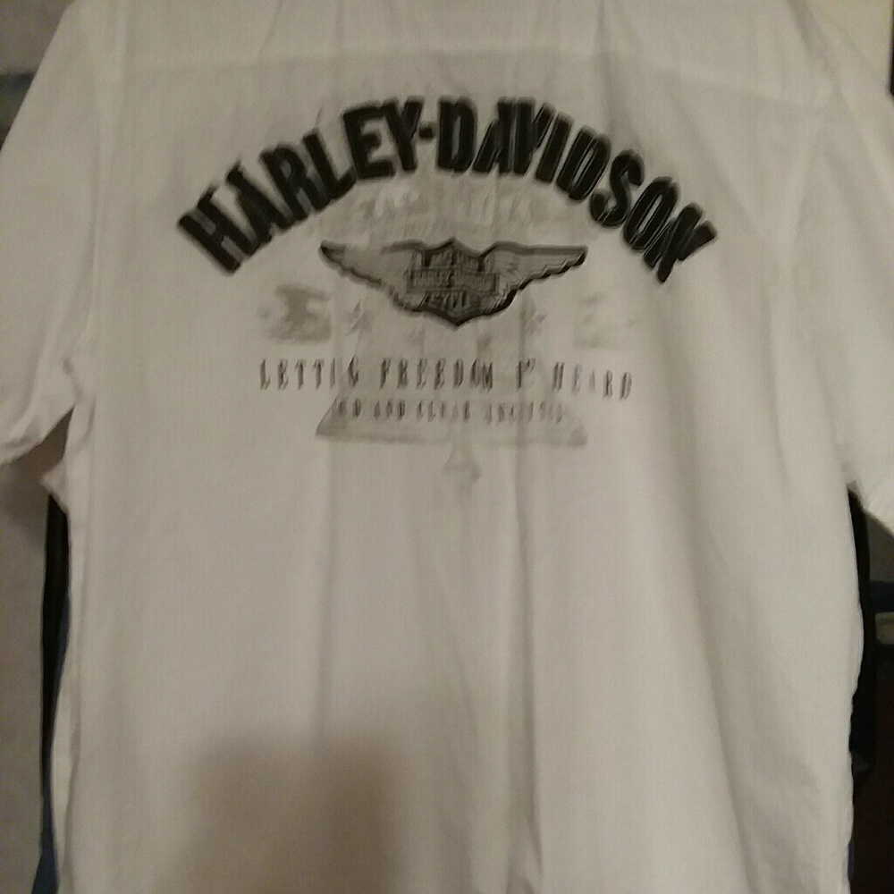 Harley Davidson short sleeve shirt
